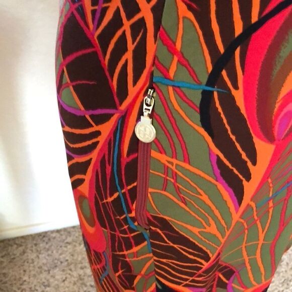 Tracy Negoshian Green and Orange Three Quarter Sleeve Shift Dress - Picture 4 of 8